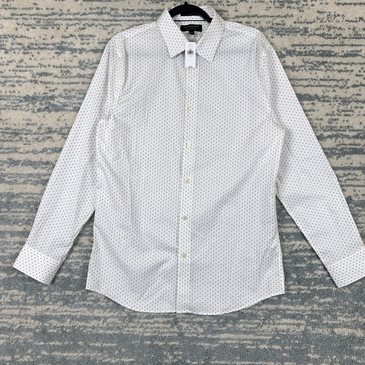 Banana Republic Mens Slim Fit Wrinkle Resistant Dress Shirt White Blue Geo M NEW | eBay Banana Republic Mens Slim Fit Wrinkle Resistant Dress Shirt White Blue Geo M NEW | eBay