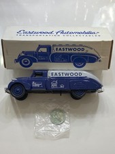 ERTL Diecast 1939 Dodge Airflow Eastwood Home Delivery Unit 2 Bank LE NIOB B315