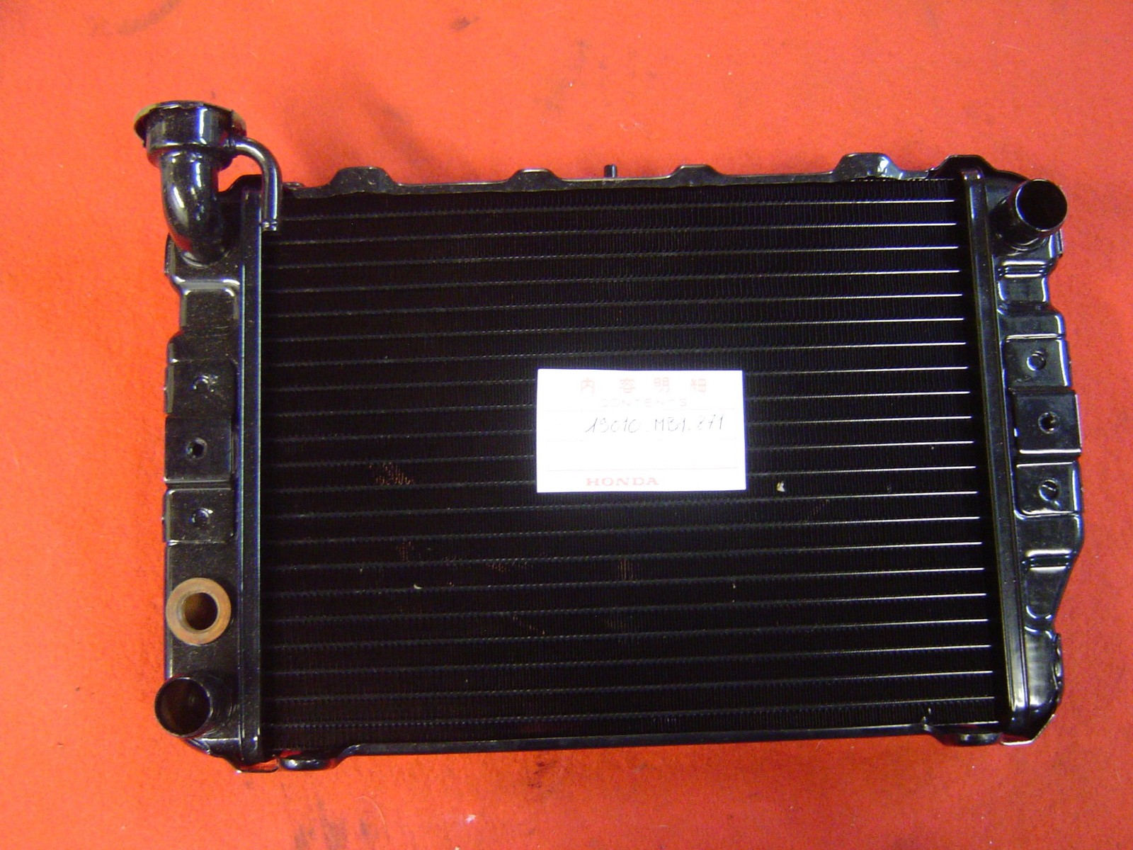 Radiateur HONDA VF750C E pieces de rechange systeme refroidissement 19010-MB1-871