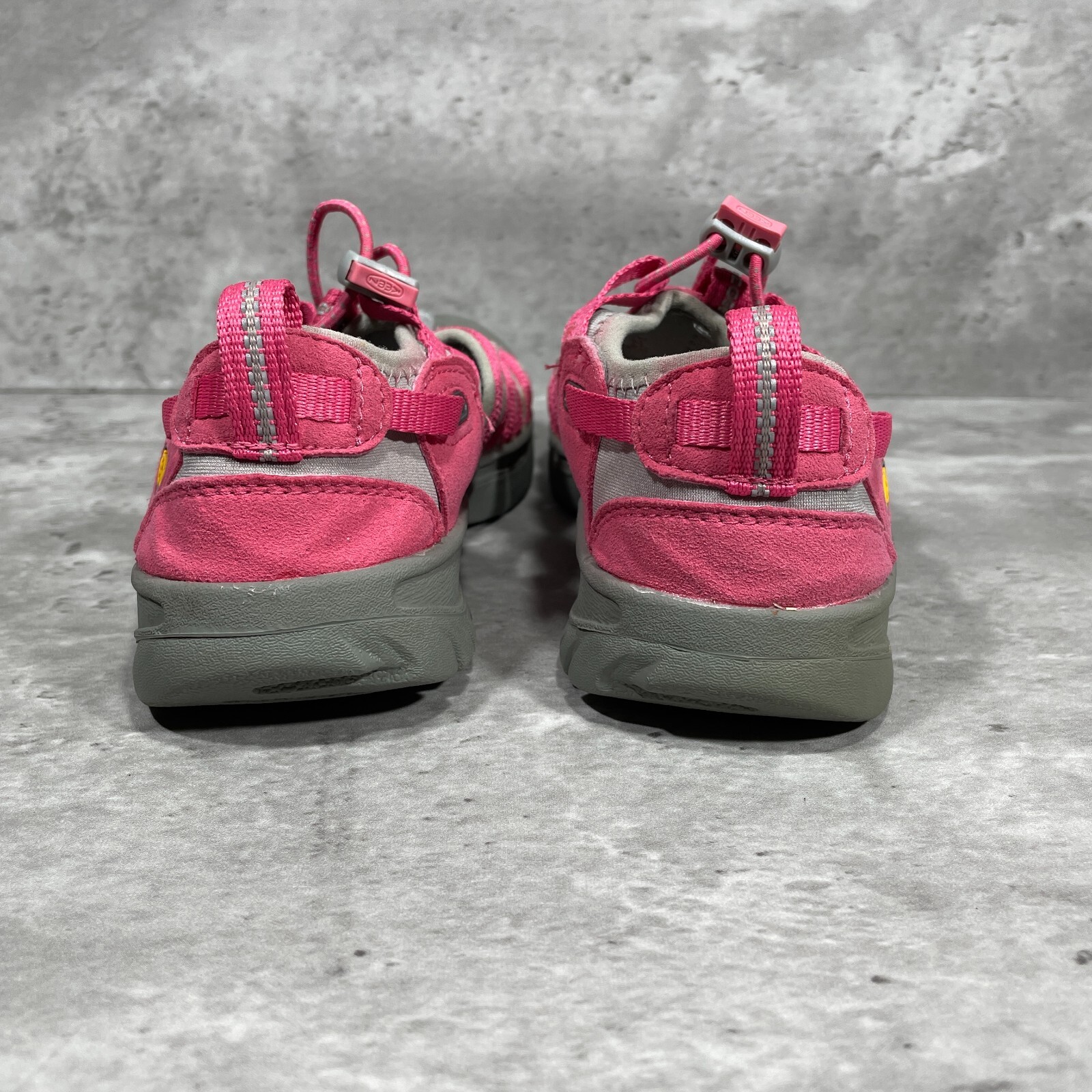 Sandali da trekking KEEN Whisper rosa punta chiusa chiusura con coulisse giovani taglia 3