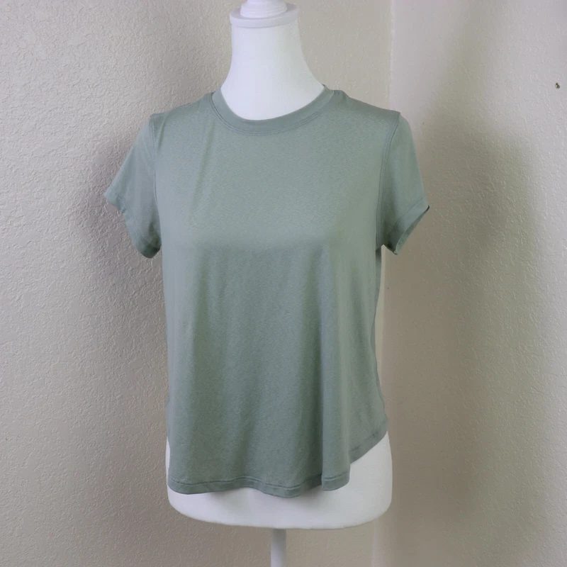 lululemon lightweight training short sleeve athletic shirt
