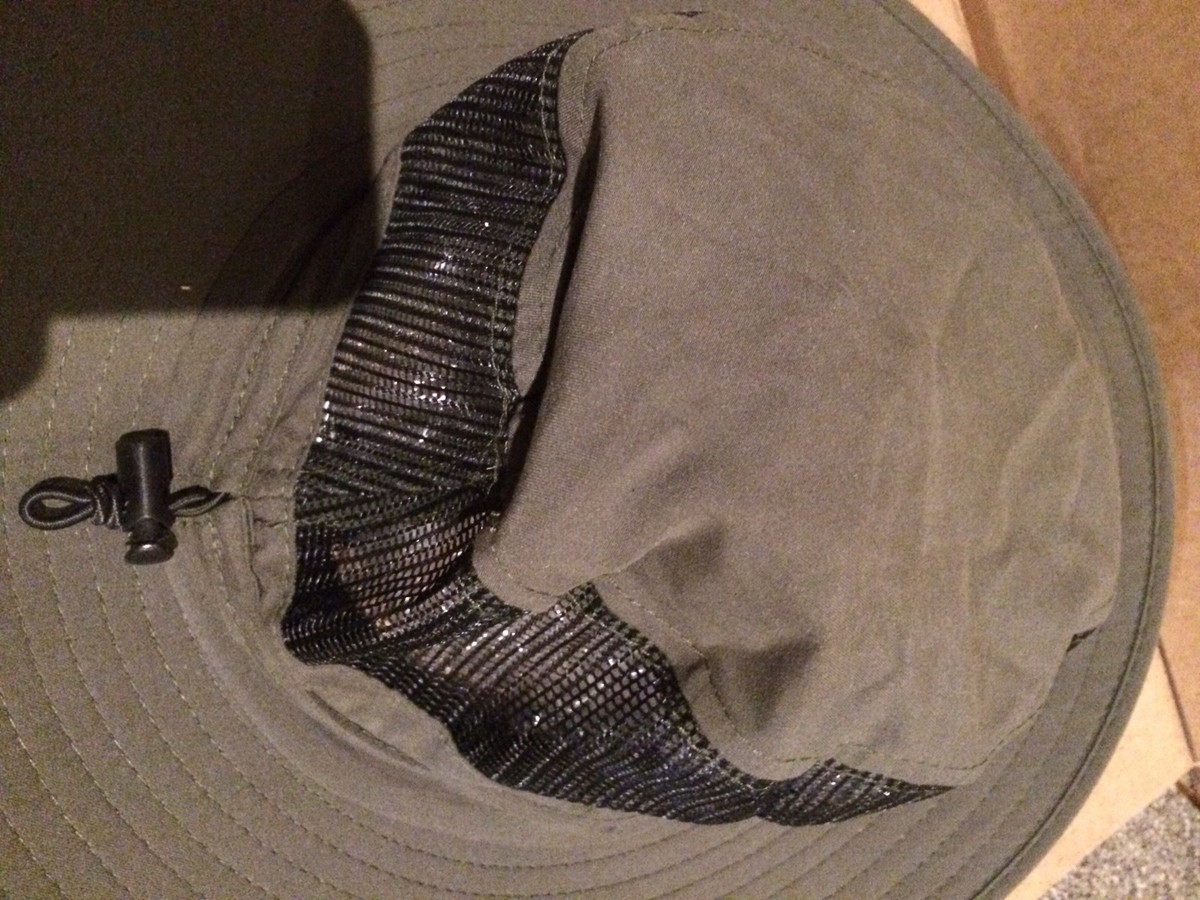 Chapeau Outback Polyester Anthracite - Couronne En Maille - Taille M/L - NEUF Avec étiquette