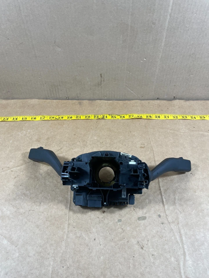 Conjunto de interruptor combinado de columna de dirección Volkswagen Tiguan T5 2013-2018 OEM. Foto 3 de 4