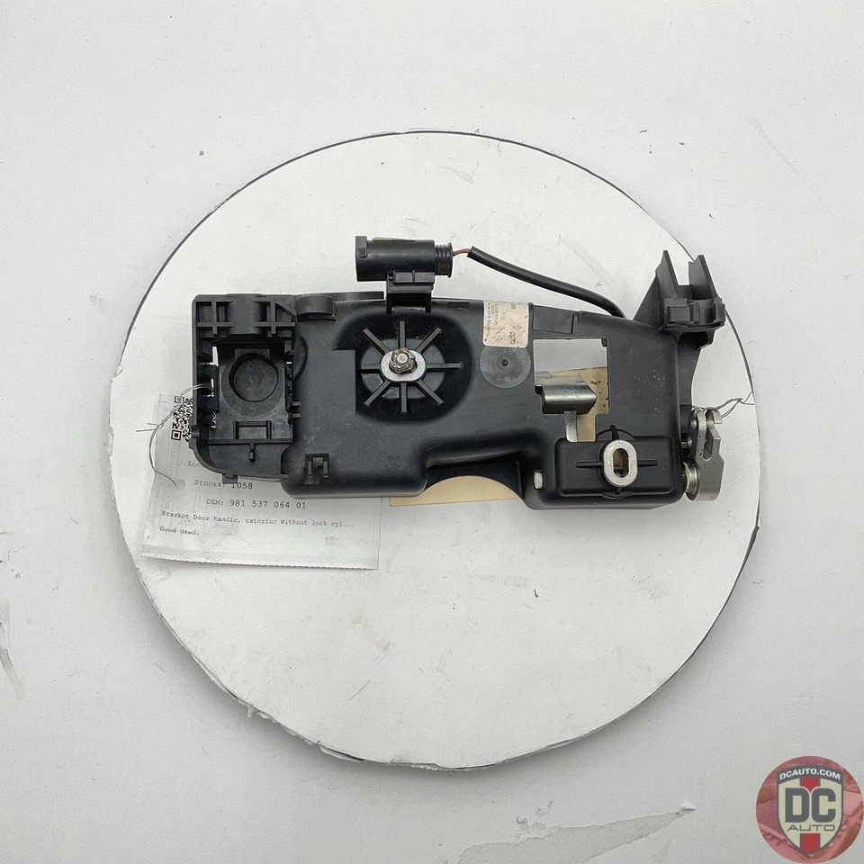 Soporte de manija de puerta exterior para pasajero derecho Porsche Boxster 2012-2016 98153706401 Foto 3 de 4