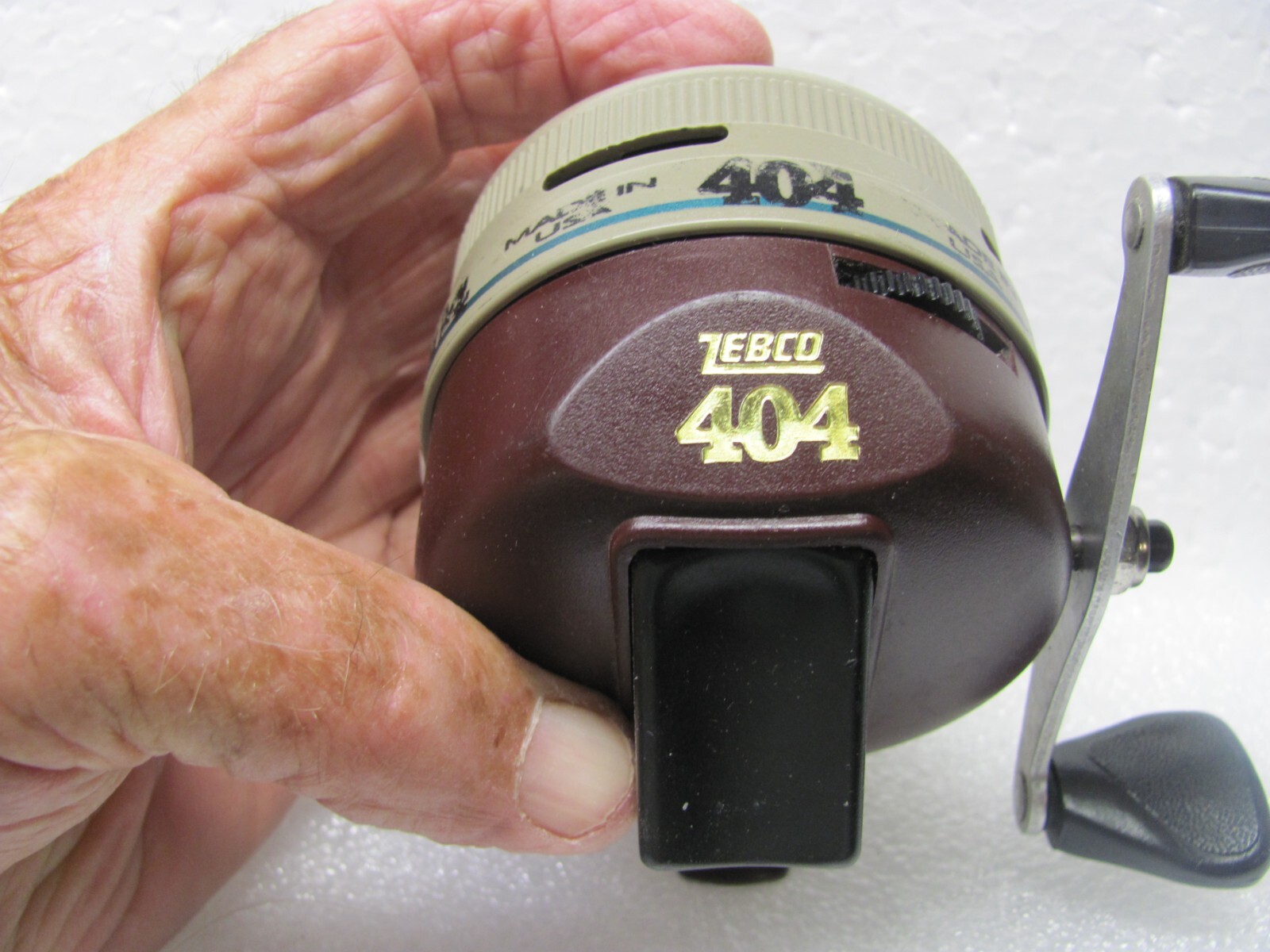 Nice PreOwned Zebco 404 Closed Face Spinning Reel; Fully Functional