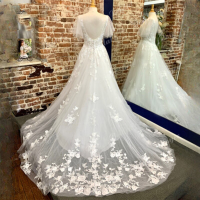 Beach Wedding Dresses V Neck Short Sleeves Lace Appliques Tulle Bridal Gowns
