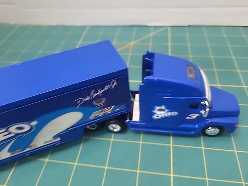 Dale Earnhardt Jr Oreo Nascar Semi Tractor Trailer Action Diecast Collectible - Picture 13 of 18