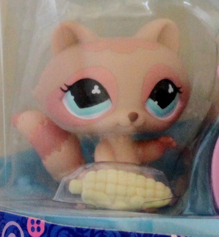 LITTLEST PET SHOP Tasty Treat Shop 2007 Bunny #667 Bulldog #668 Cat ...
