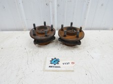 97-01 Jeep Cherokee Xj Dana 30 Driver Side Passenger Side Wheel Hubs 97-01 Jeep Cherokee Xj Dana 30 Driver Side Passenger Side Wheel Hubs