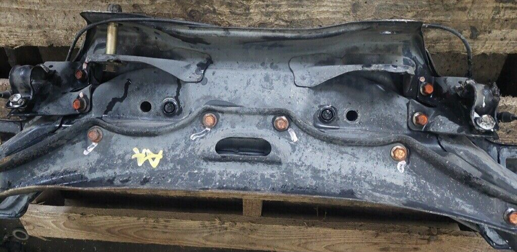 1996-2004 Acura RL Rear Suspension Crossmember Subframe Cradle