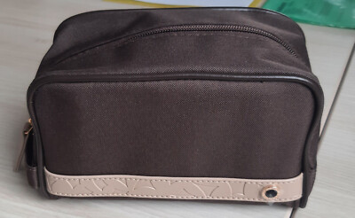 BULGARI Business Class Kosmetiktasche Kulturbeutel Kit Emirates Neu mit Inhalt