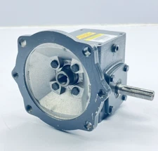 DAYTON 4Z006 SPEED REDUCER GEARBOX 10:1-RATIO 5/8"-SHAFT C-FACE 0.7-HP