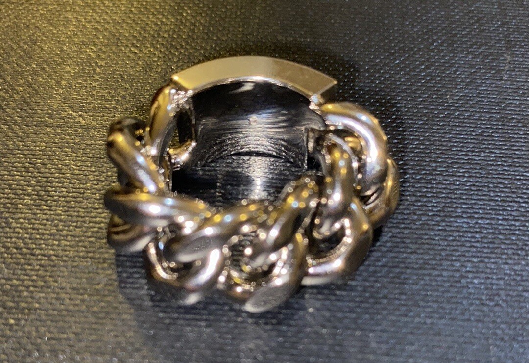 Saint Laurent Chain ID Plaque Ring in Metal Silver size 5 | eBay Saint Laurent Chain ID Plaque Ring in Metal Silver size 5 | eBay