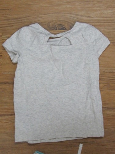 Carter's Summer Outfit Girls Size 6/6x Jersey Tee & Hearts French Terry Shorts - Picture 4 of 8
