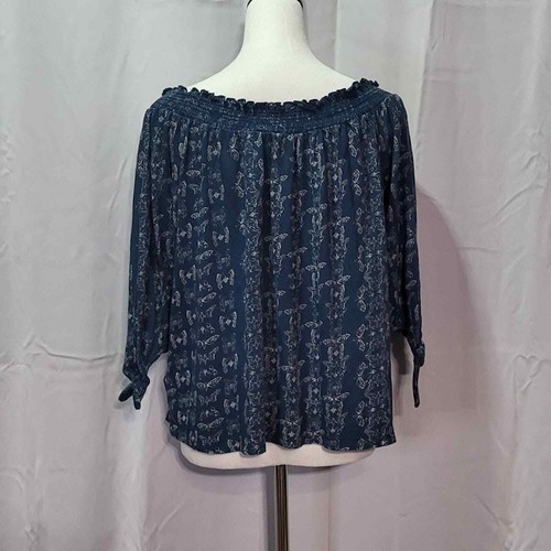 Sonoma Women's Blue Off The Shoulder Butterfly Print 3/4 Sleeve Top Size Medium - Picture 6 of 7