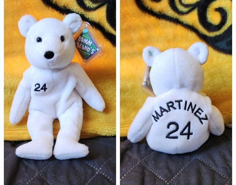 JD Martinez 1998 Salvino's BAMM Beano's #24 New York Yankees White Beanie Bear 