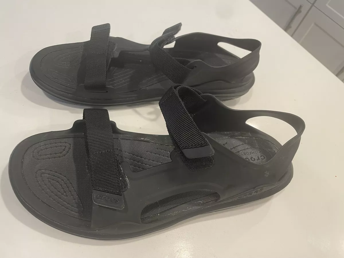 Mens crocs flip flops size 13 top