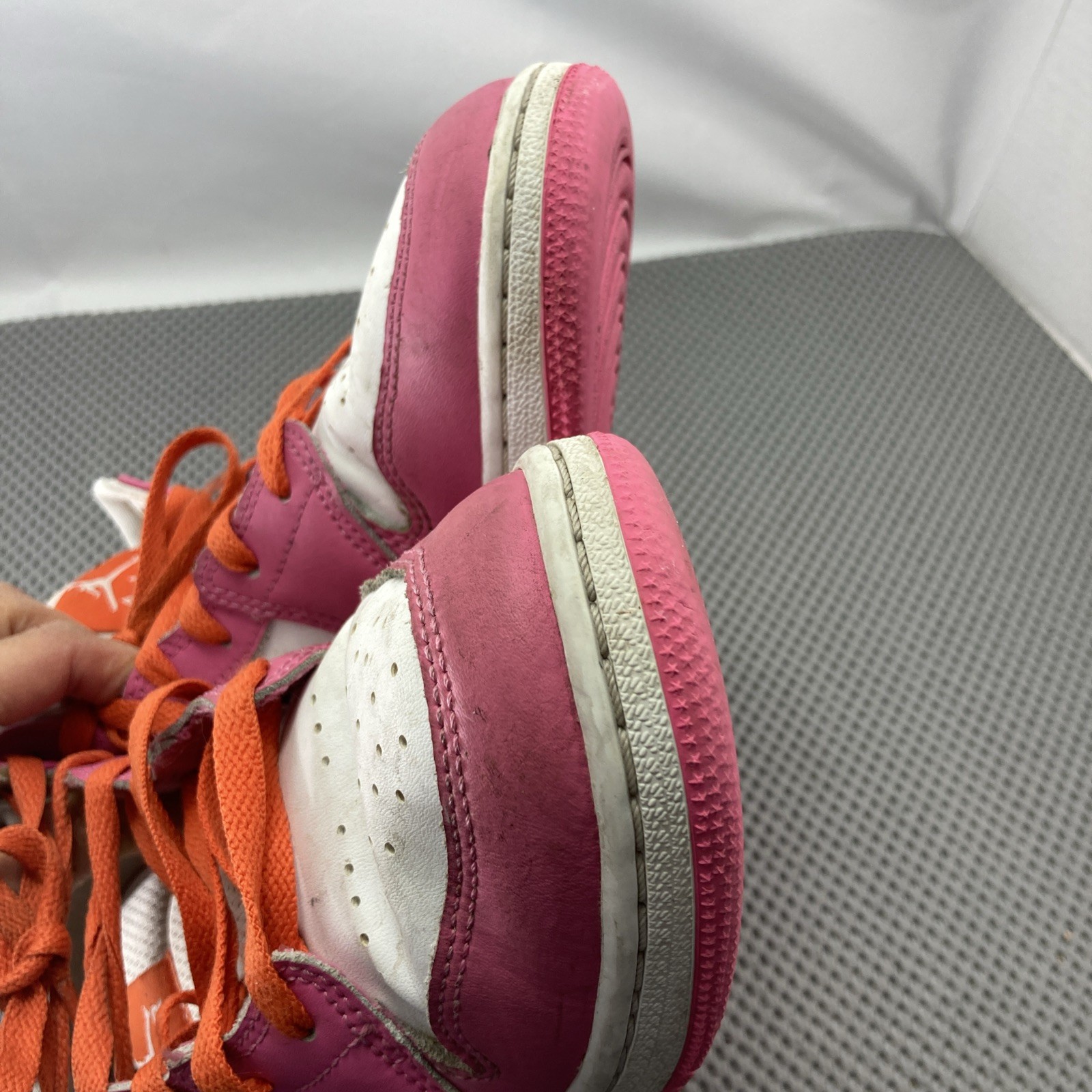 Size 6.5Y - Nike Air Jordan 1 Mid GS Pinksicle Safety Orange Pink DX3240-681 thumbnail 8