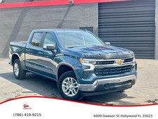 2024 Chevrolet Silverado 1500 LT Pickup 4D 5 3/4 ft