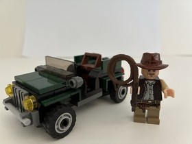 Lego Indiana Jones Jungle Cruiser 20004 in excellent condition