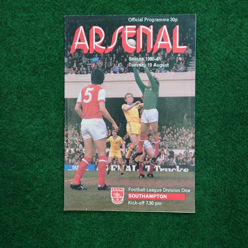 Arsenal Football Programmes 1960s-80s -- JOB lot 125+ - Picture 16 of 20