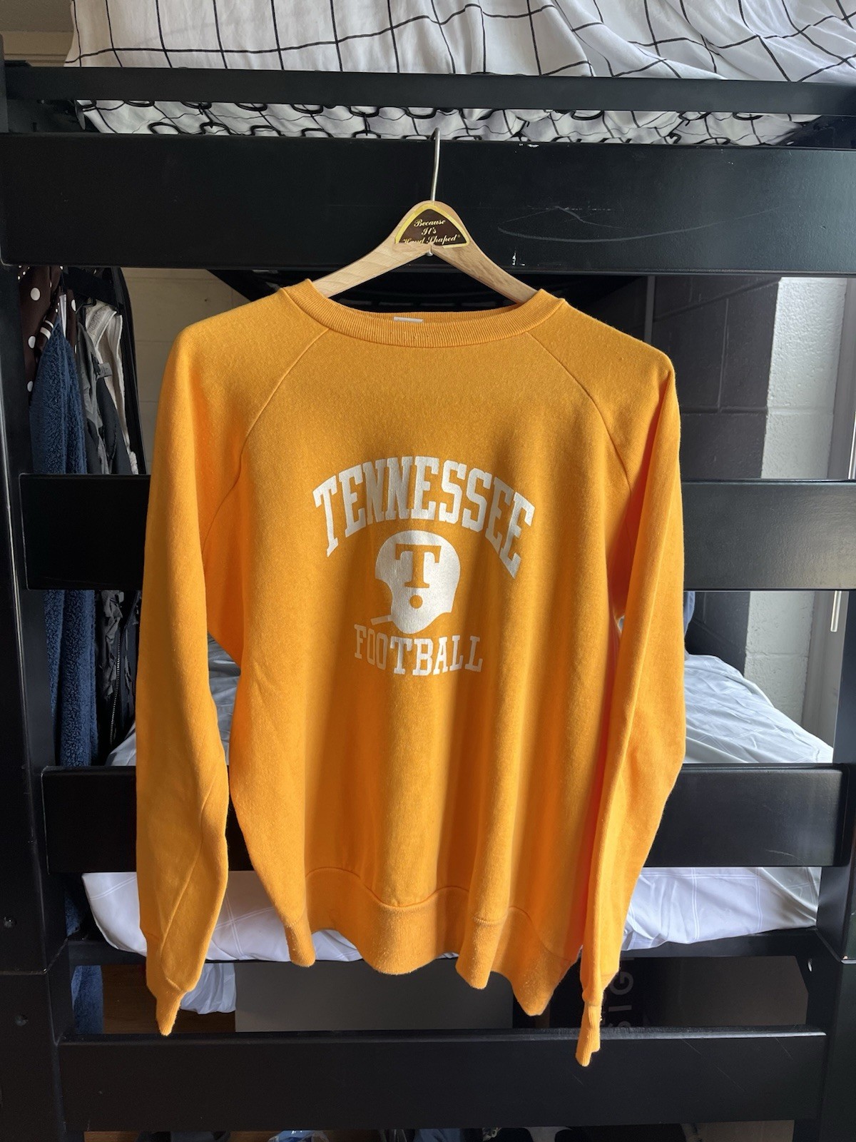 small true vintage flock print 1970s - 1980 university of tennessee crewneck