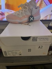 Jordan Air Jordan 11 Retro Low Kids Sneaker P...