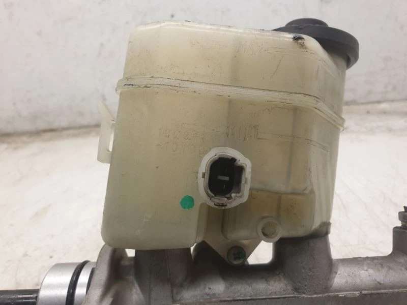 2000 TOYOTA AVALON 3.0L FWD BRAKE MASTER CYLINDER ASSEMBLY - Image 2 of 4