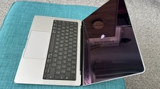 MacBook Pro 14" (2021) M1 Pro 512GB Silver faulty