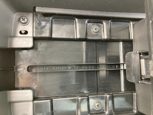 2010 2011 Toyota Prius Center Console Armrest Arm Rest Lid Cover OEM - Picture 10 of 13
