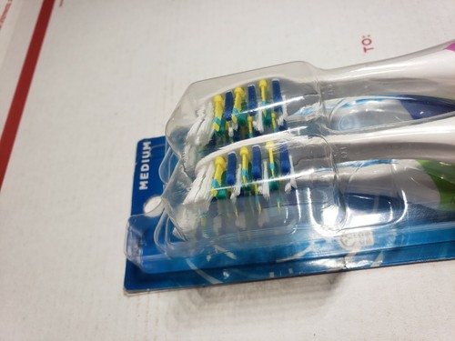 8-Pack! Oral-B Pulsar Expert Clean 4 Soft and 4 Medium Brushes. - Picture 4 of 4