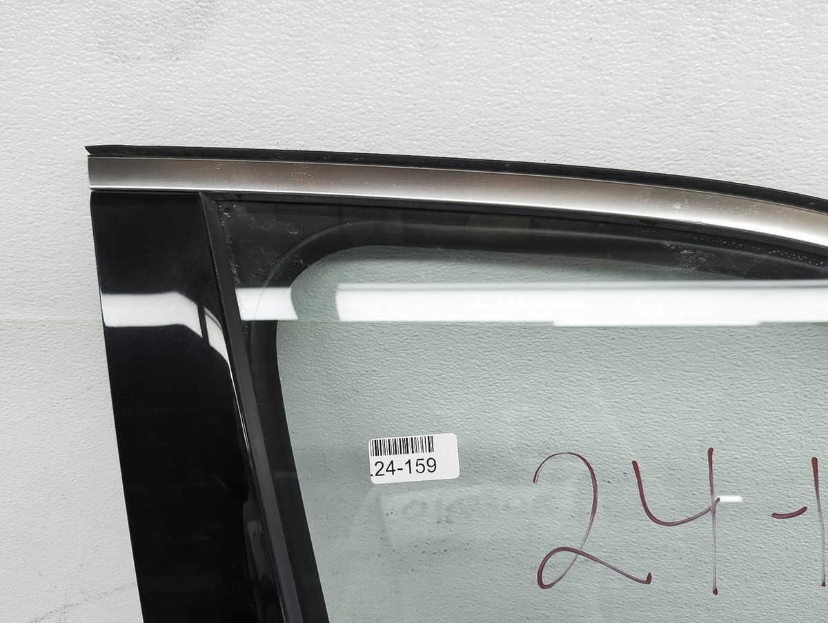 2020-2024 Hyundai Palisade Front Passenger Right Door - Grey (P7v