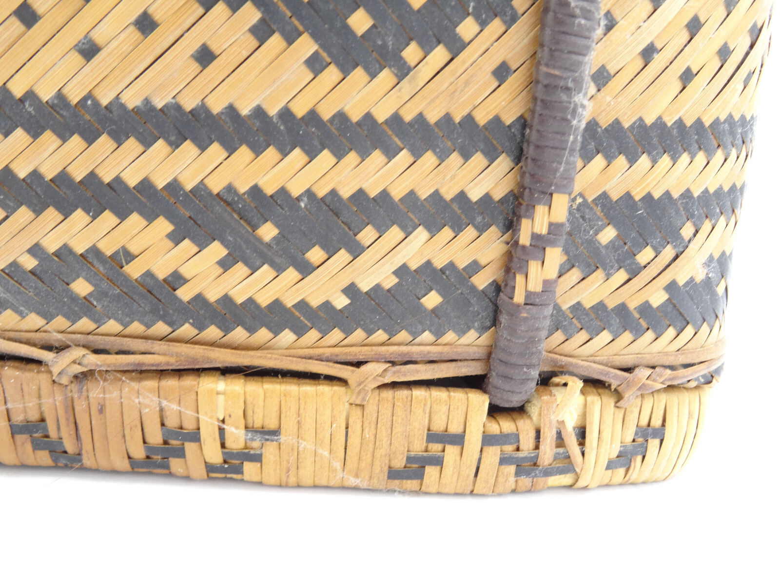 ANTIQUE TIRURAY TRIBE PALAWAN ISLAND BAMBOO RIVER CAN… Gem