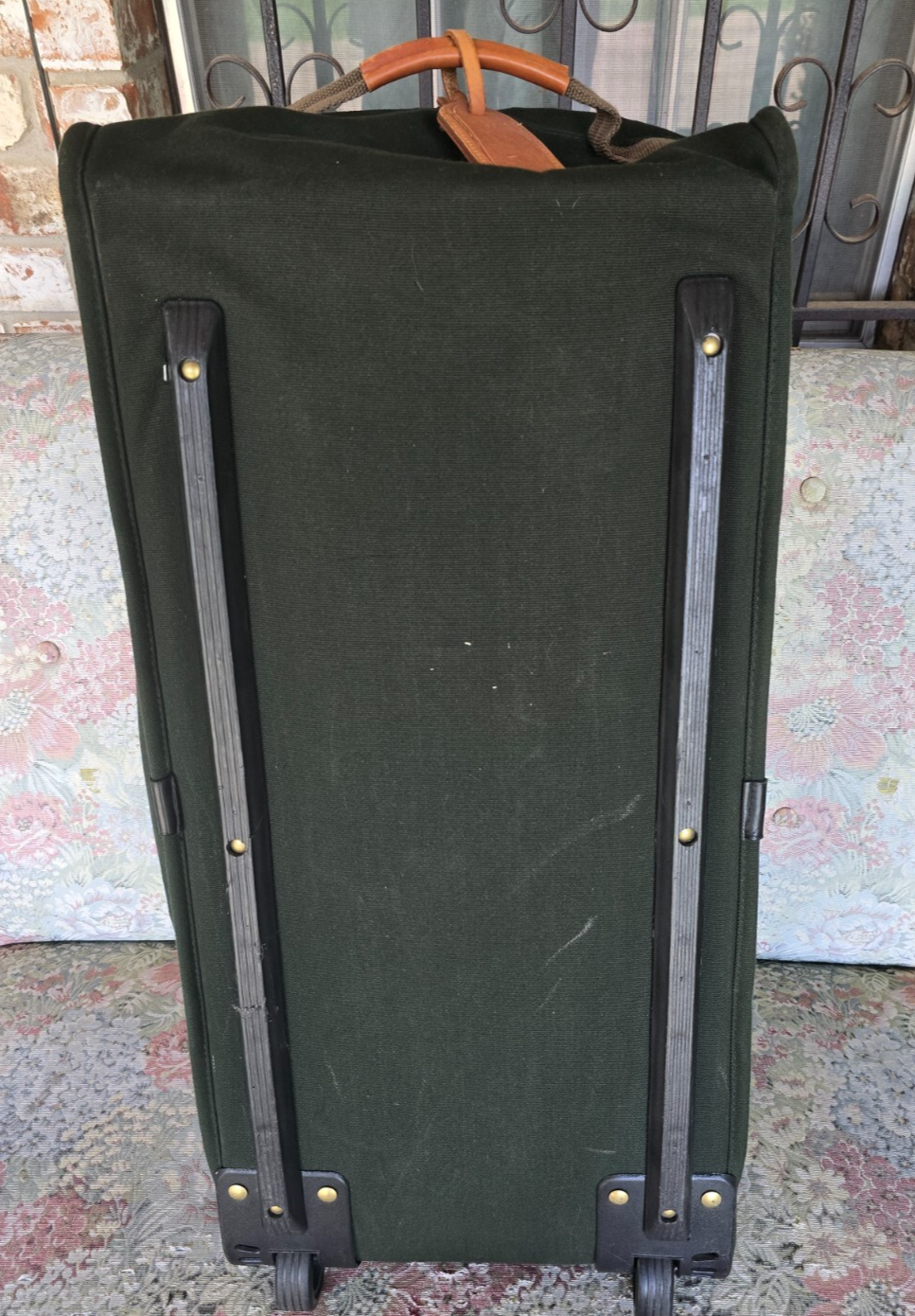 Picture 2 of 11