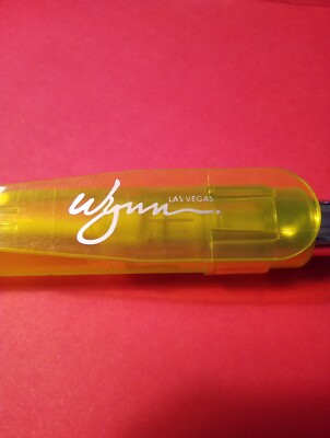 WYNN CASINO LAS VEGAS, NEVADA LOGO JUMBO PEN GREAT FOR ANY COLLECTION NEW!