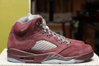 Air Jordan 5 Retro SE 2023 Burgundy Size 10.5 Item DZ4131-600