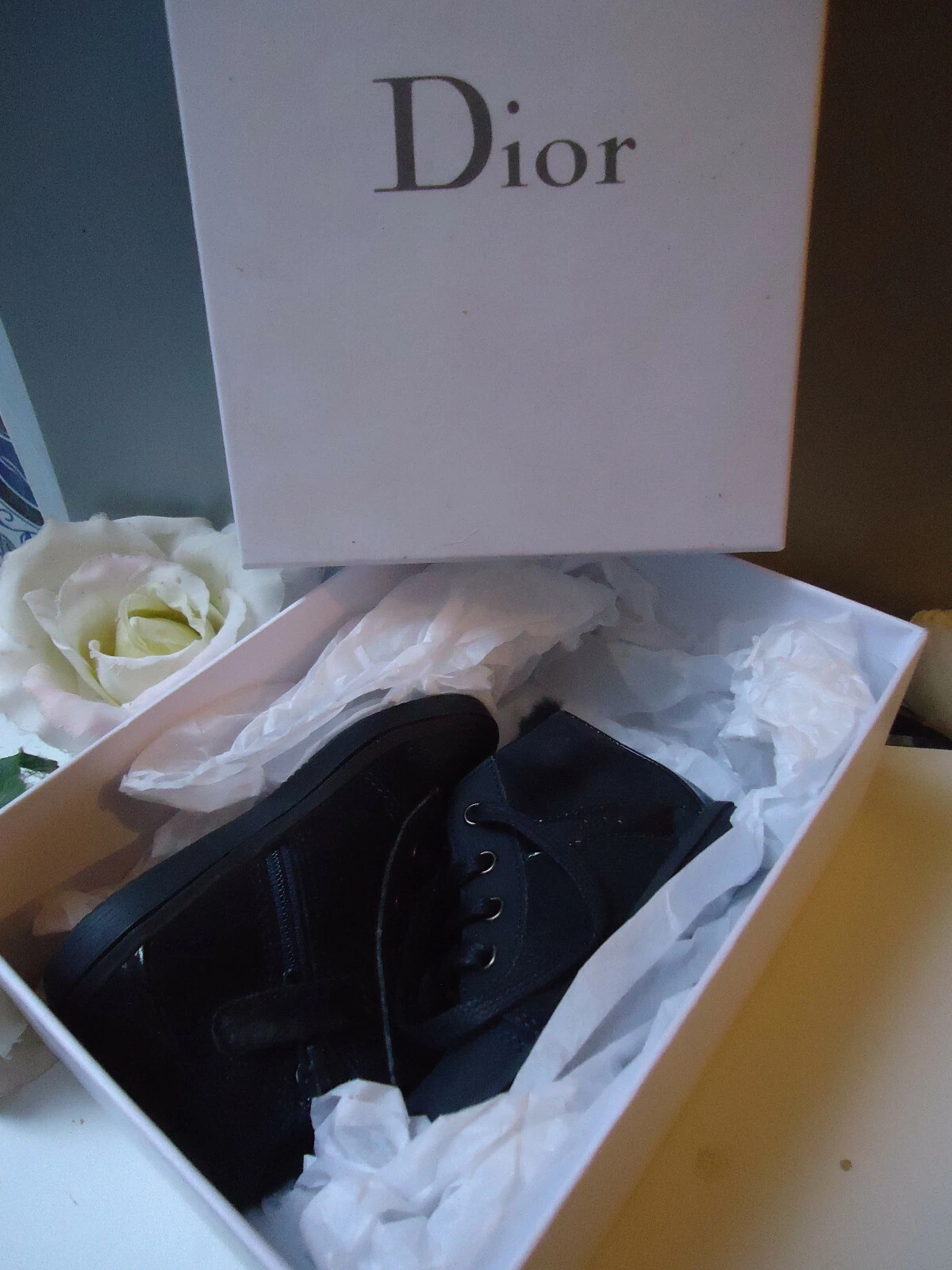 Bottes unisexes DIOR TODDLER cuir verni marine et daim pointure 4. 1/2   5 neufs en boite