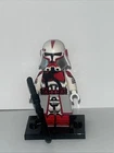 CUSTOM Lego Star Wars Coursoant Clone Trooper Commander With Custom Blaster