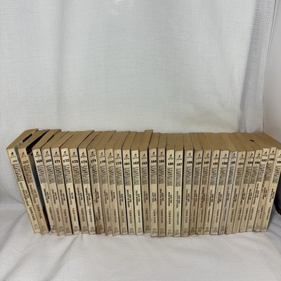 Lot Of 31 Tabor Evans Pb Books LONGARM series Numbered 100s Adult Western