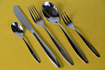 WMF PORTO - 1  (von 6) BESTECKSETS - 5-teilig- CROMARGAN -guter/sehr guter  Z.