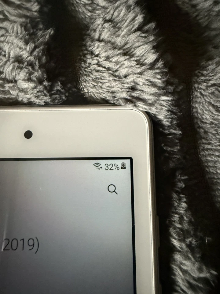 Samsung Galaxy Tab A 8.0 2019 SM-T290 Wi-Fi Silver 32GB 2GB Ram Android Tablet - Image 2 of 4