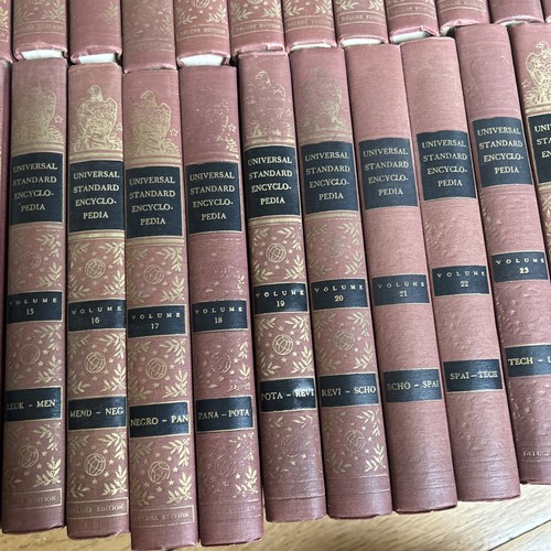 25 Bände Funk & Wagnalls The Universal Standard Encyclopedia Komplettsatz 1956 Vintage - Bild 6 von 19