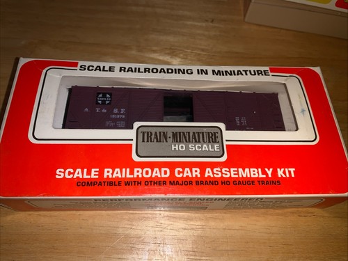Train-Miniature TM #2155 2110 Santa Fe 40' OB Boxcar ATSF 131372 NOS | eBay