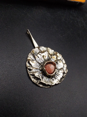 Vintage 835 Silber Modernist Anhänger schwere Lilie Pad Stil Blume 26g