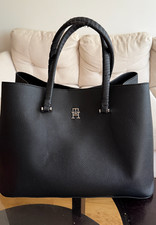 Tommy Hilfiger work bag/carryall navy blue