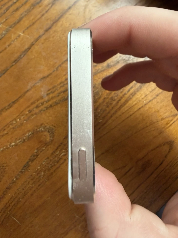 iPhone 5s iOS 7.1.1 16GB - Image 3 of 4