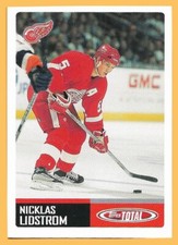 #1 Nicklas Lidstrom 2002-03 Topps Total Hockey Card NM-Mint