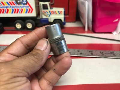 Cornwell tools socket E18 inverted torx 1/2  drive  R2R2