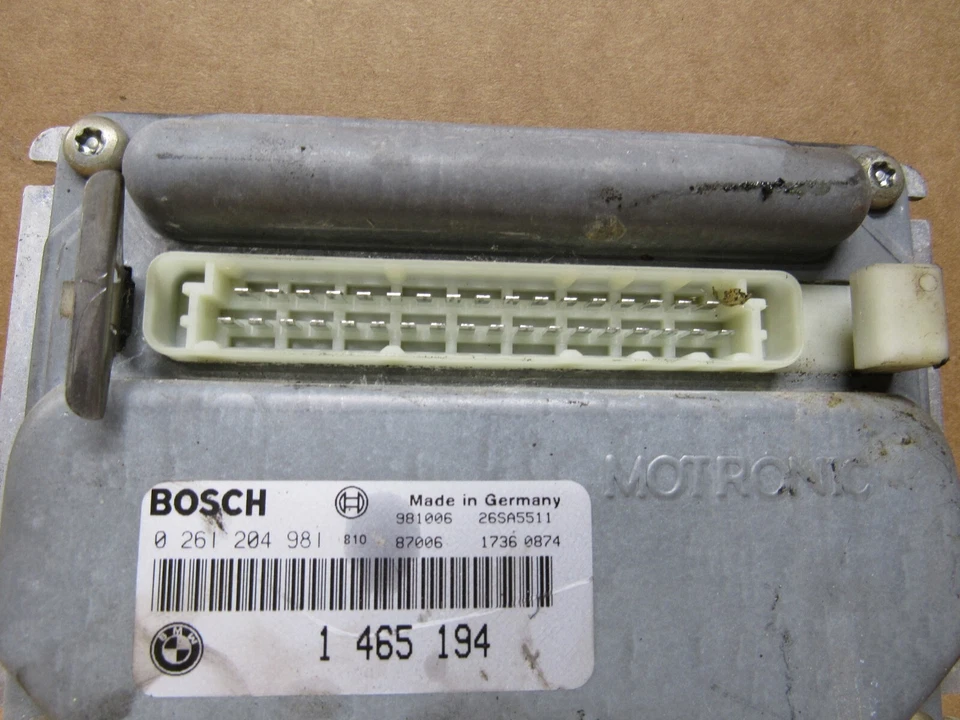 BMW K1200 LT 1999 computadora ECM Foto 3 de 4