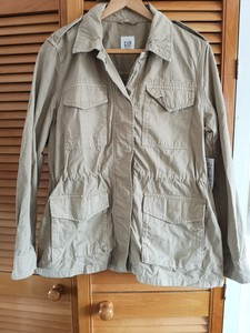 gap beige jacket